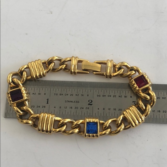 Swarovski Swan Signed Gold Tone Crystal Bracelet - Picture 2 of 6